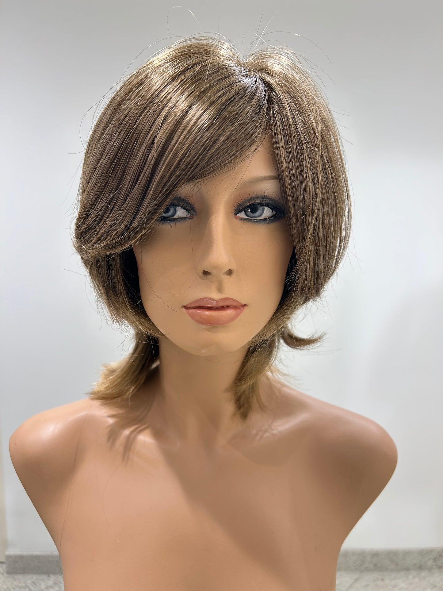 JENNIFER TIERA